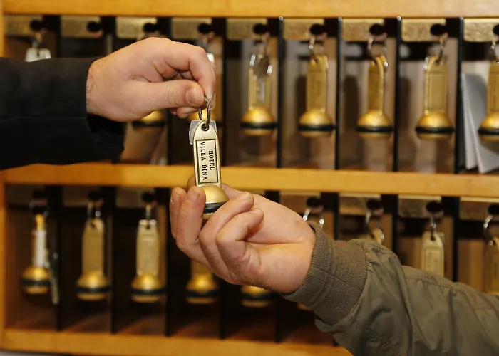 Dina 3* רימיני