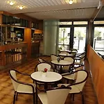 Hotel Dina