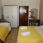 Dina Hotel 3*