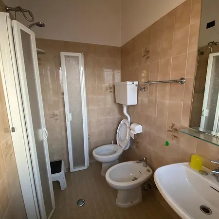 Dina Hotel