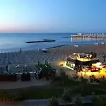 Hotel Dina 3*
