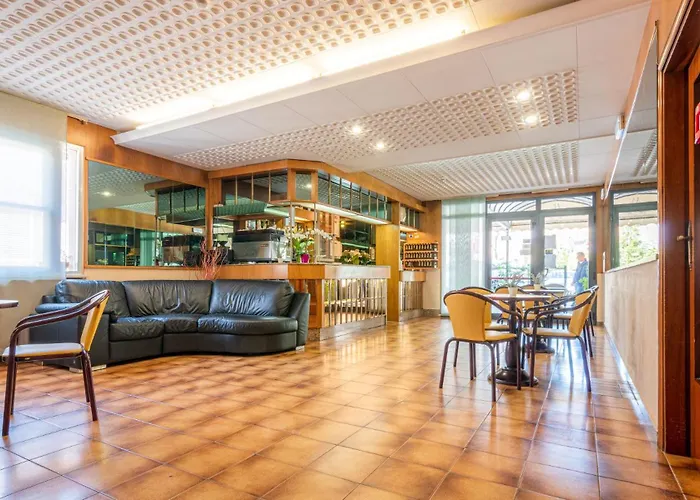 Dina 3* Римини